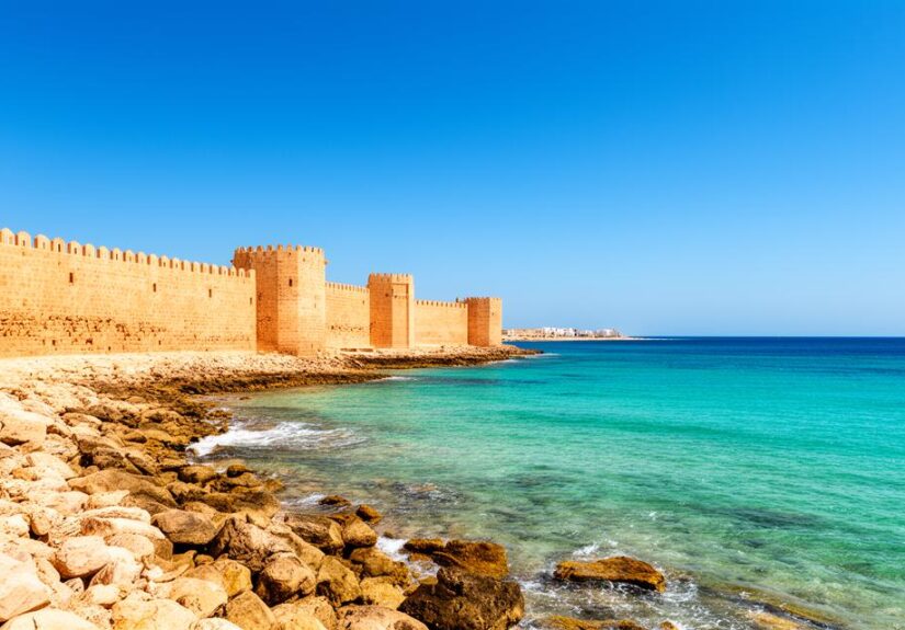 Historia milenaria y descanso moderno: Hotel Delphin El Habib & Ribat Monastir 4* precio barato verano 2024 cerca del patrimonio cultural tunecino
